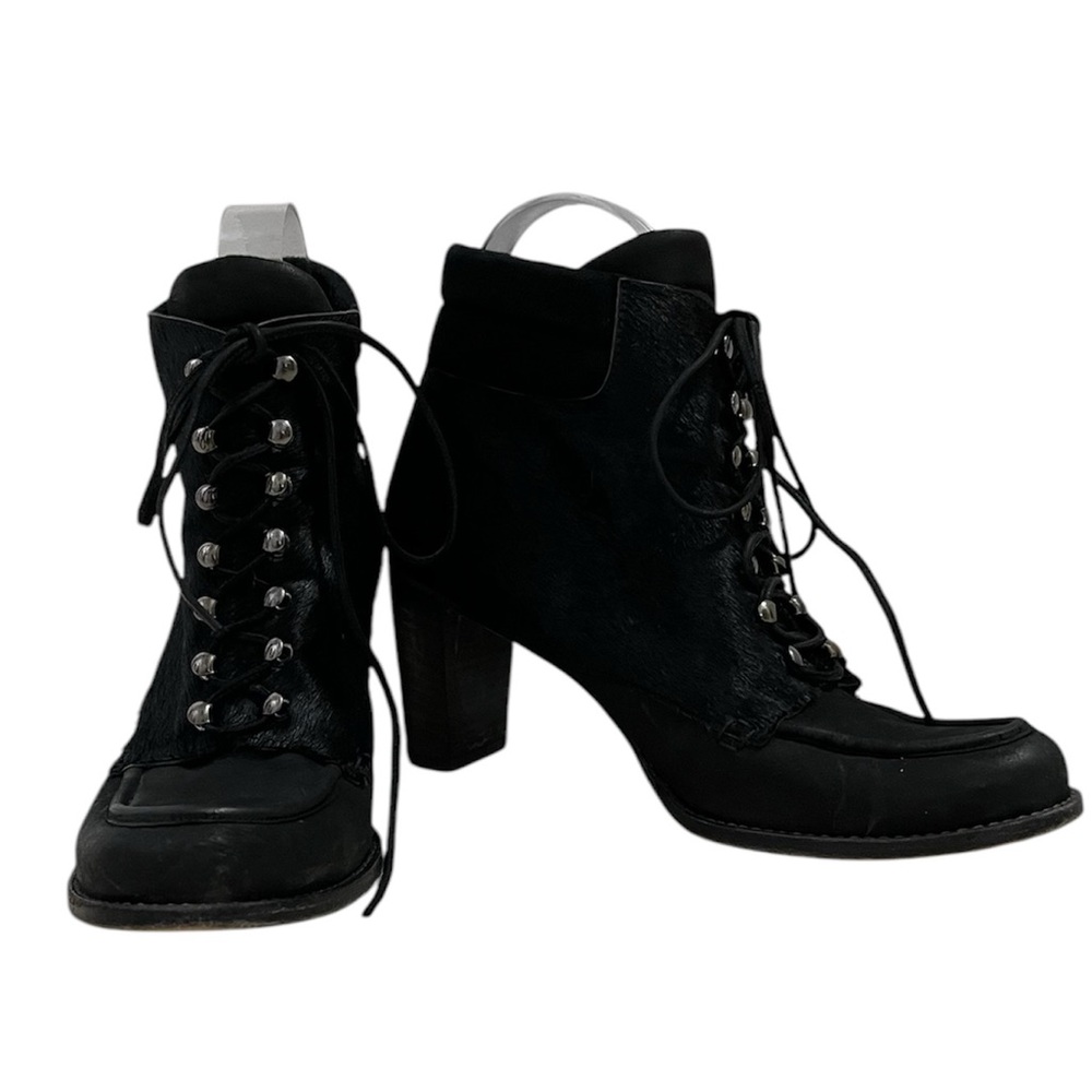 FRED DELA BRETONIERE PONY HAIR ANKLE BOOTIES